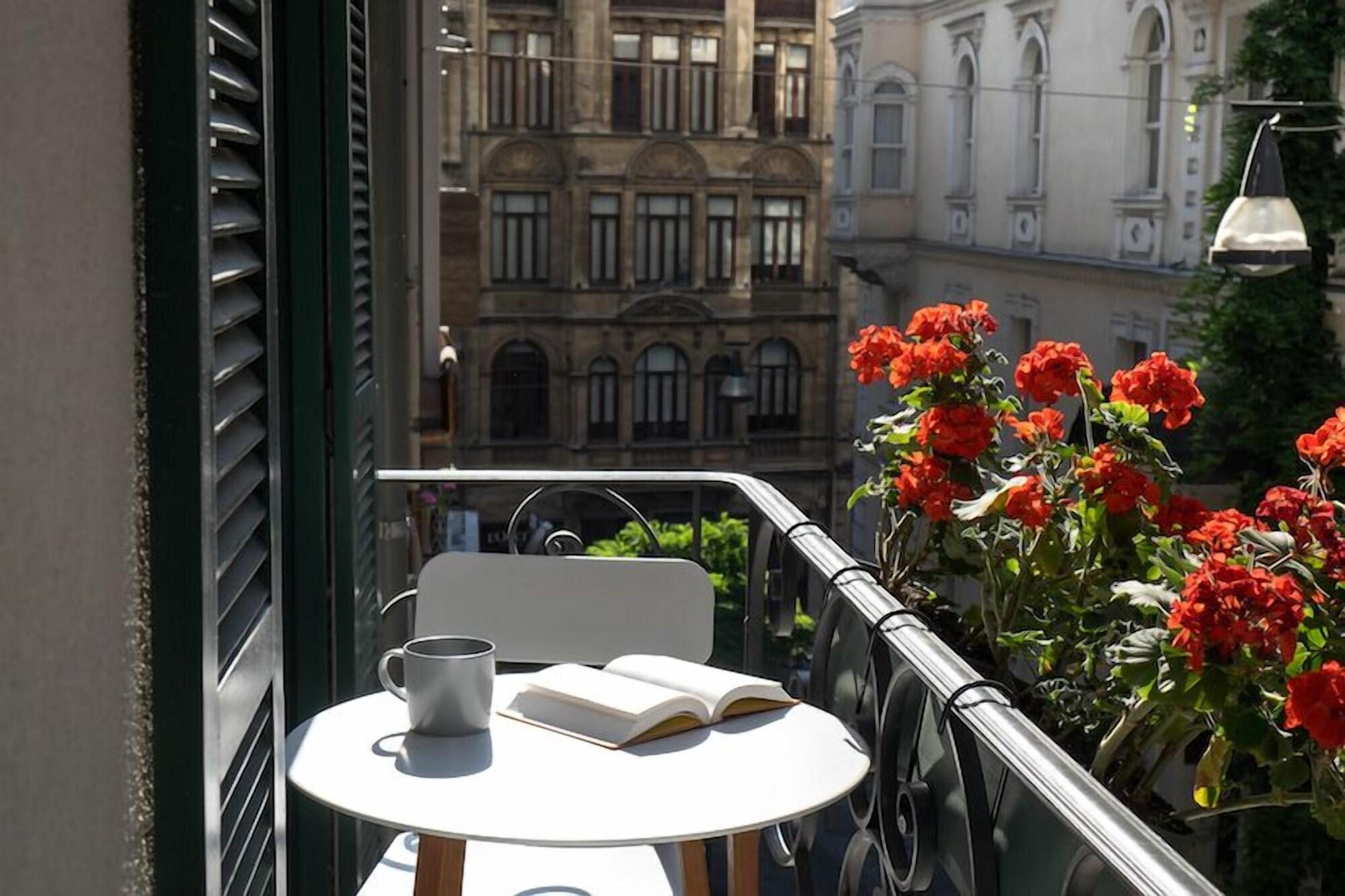 Pera Neuf Hotel Istanbul Ngoại thất bức ảnh
